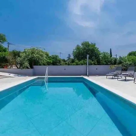 Villa Maria *